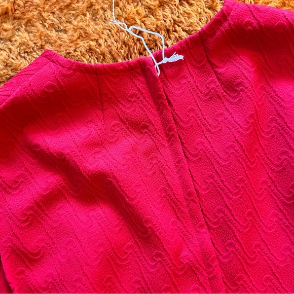 Vintage 60s 70s Cherry Red Sleeveless A-Line Dress – Textured Knit Mod Shift - Picture 6 of 9